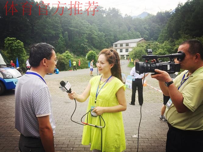 从踢瓶盖到球队队长 走进陕西女队张静的故事 从踢瓶盖到球队队长 走进陕西女队张静的故事