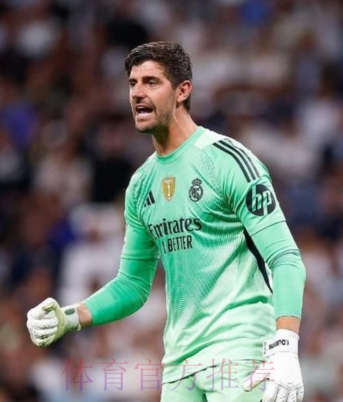 库尔图瓦:姆巴佩做出了很多牺牲 我们必须支持他 库尔图瓦:姆巴佩做出了很多牺牲 我们必须支持他